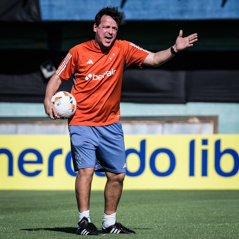 Na final da Sul-americana com o Cruzeiro, Fernando Diniz pode unificar todos os títulos de clubes do continente por uma semana