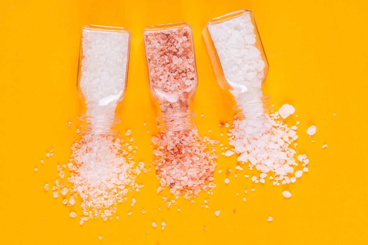 Descubra os 6 Tipos de Sal: Diferenças e Recomendações da OMS para uma Alimentação Saudável