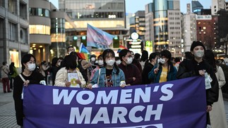 Manifestação por direitos no Dia Internacional da Mulher, em 2023, em Tóquio, no Japão — Foto: Philip Fong / AFP