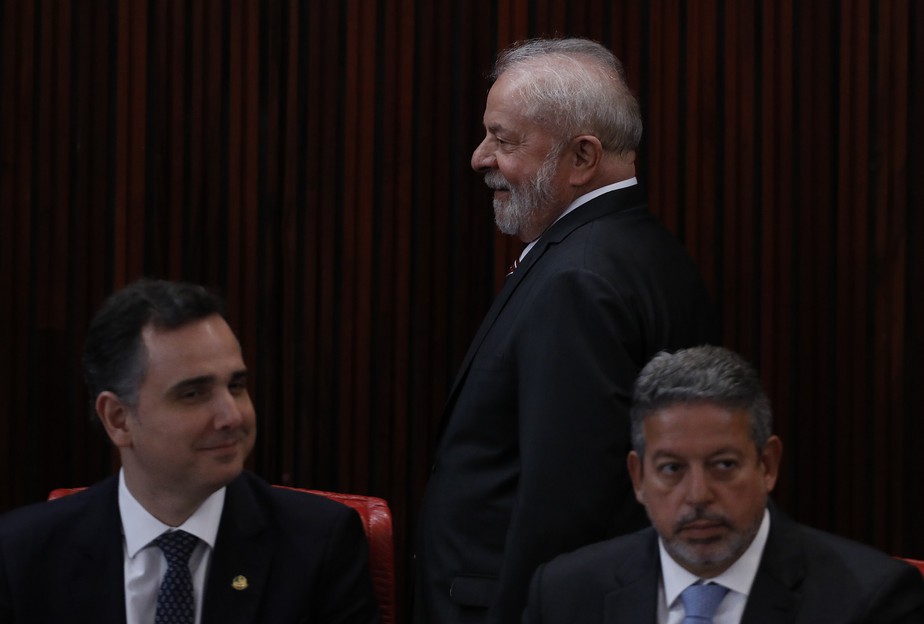 Crise das MPs paralisa Congresso e coloca Lula entre Lira e Pacheco