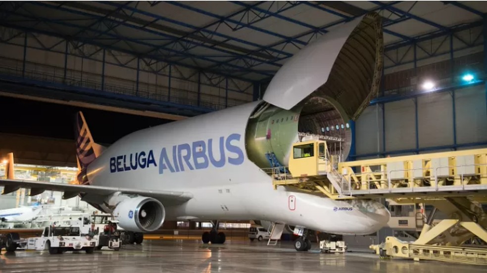 Baleia voadora': avião Beluga XL da Airbus começa a operar - Olhar