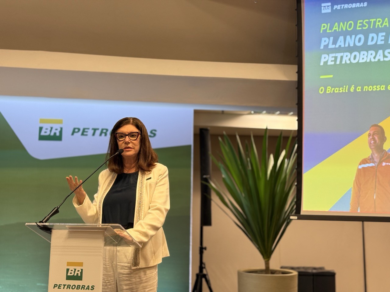 'Não vamos destruir valor, vamos manter o foco em petróleo e gás', diz presidente da Petrobras