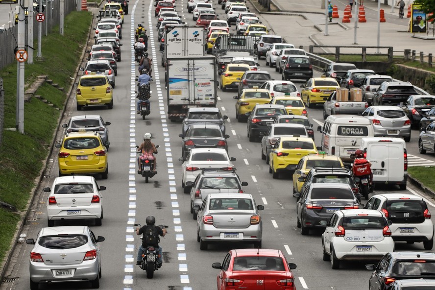 IPVA 2025 no RJ vencimento de cota única e primeira parcela para final
