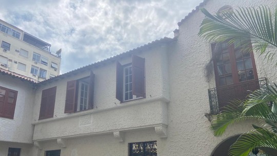 Atrás dos prédios, tinha uma casa: conheça o imóvel do início do século XX escondido numa pequena rua de Ipanema
