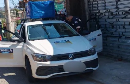 Homem é morto a tiros dentro de carro com material de campanha de deputada em Itapevi