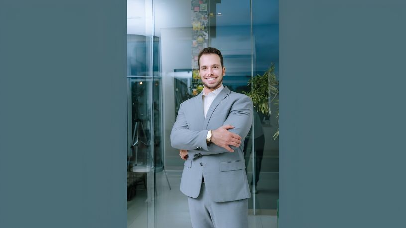 O que fazer quando uma empresa desconhecida liga cobrando uma dívida: Felipe Rassi, especialista em créditos estressados, explica o que o consumidor pode exigir