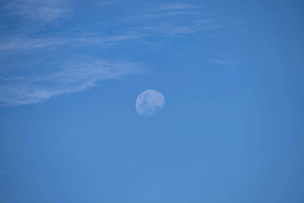 Lua diurna: entenda por que às vezes conseguimos ver a Lua em plena luz ...