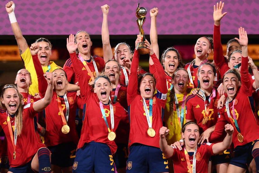 Espanha bate Inglaterra por 1 a 0 e conquista título inédito na Copa do  Mundo Feminina