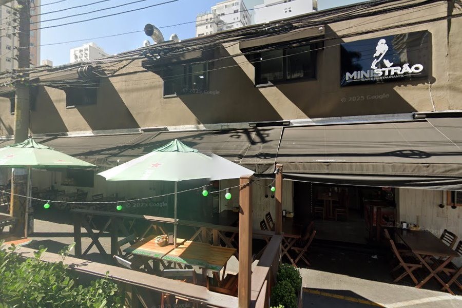 Vigilância de SP autoriza reabertura do Ministrão, bar dos Jardins interditado por suspeita de venda de bebida adulterada