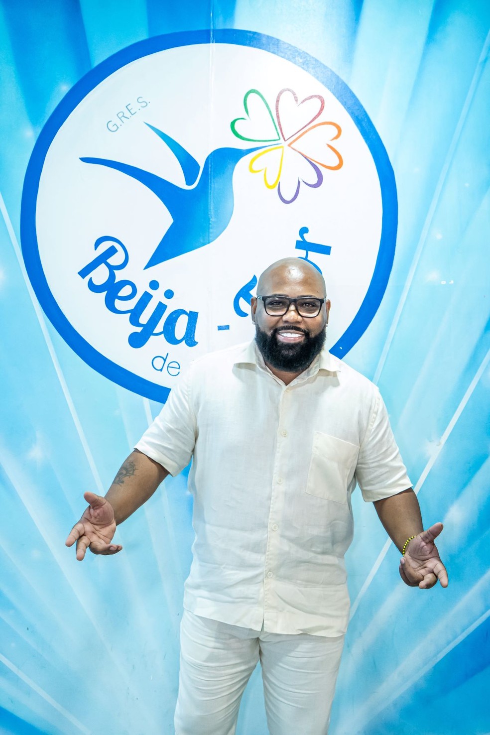 Carlos Inho tem mais de 30 anos de carreira e alma nilopolitana — Foto: Divulgação/Cesar Diogenes