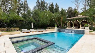 Outdoor area of ​​the Kardashian mansion — Photo: Disclosure