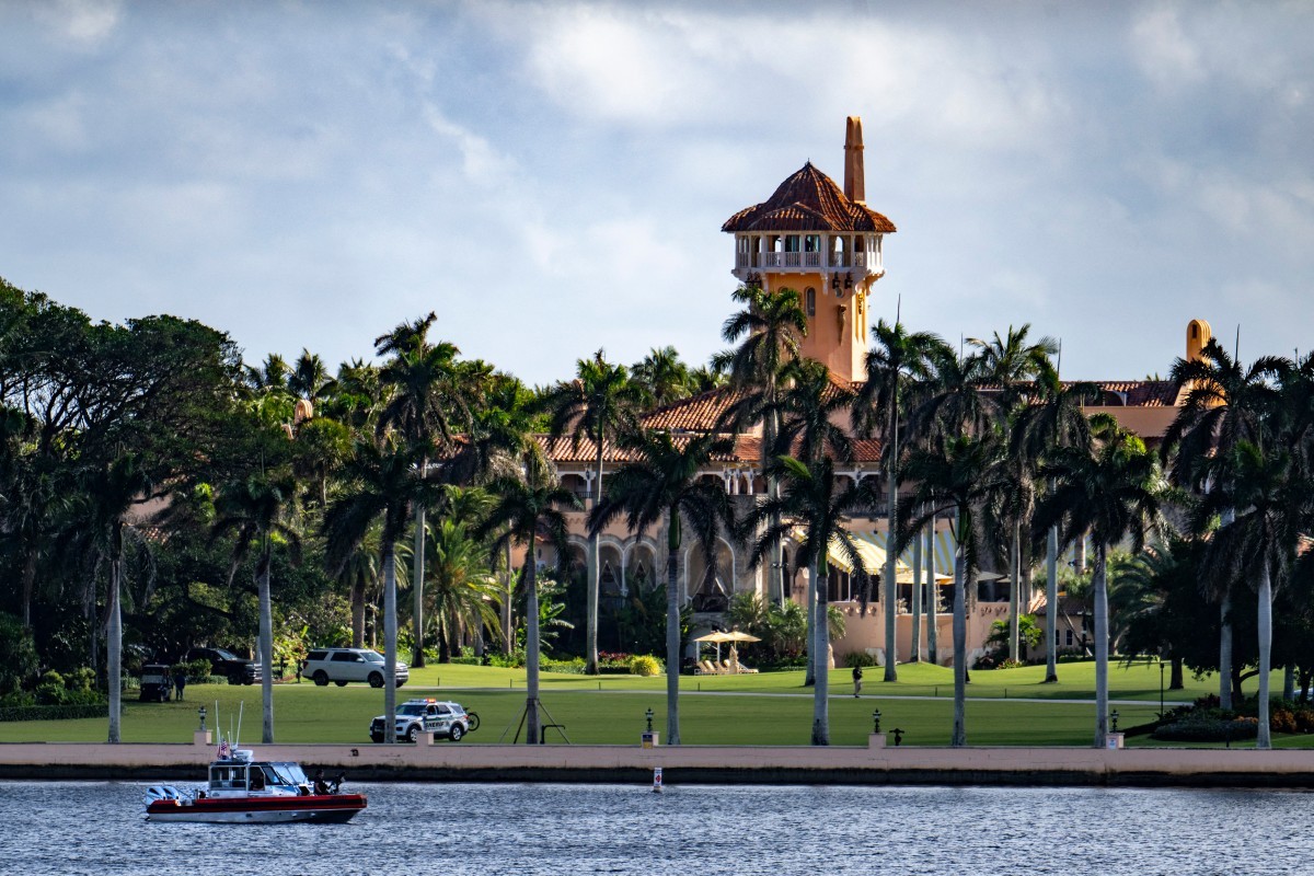 Democratas vencem eleição em Mar-a-Lago, sede de famoso resort privado de Trump