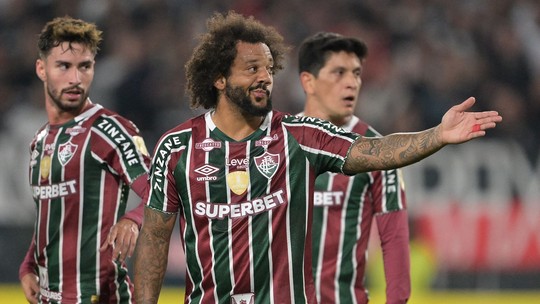 Colo-Colo x Fluminense: Defesa se sai bem, mas não salva atuação tricolor apesar de vitória; leia a análise