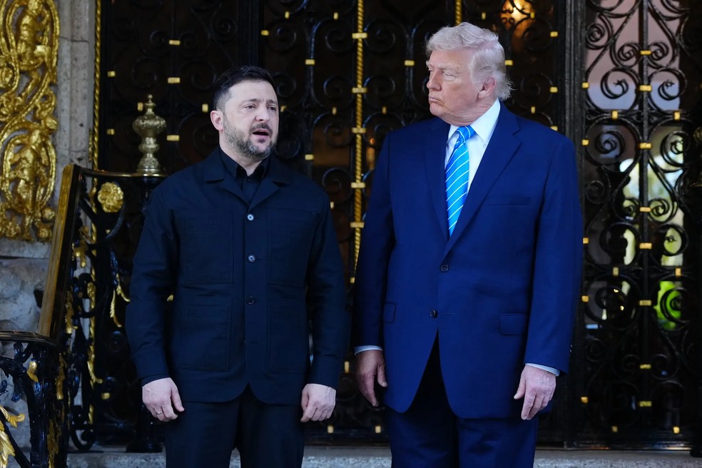 Presidentes Volodymyr Zelensky, da Ucrânia, e Donald Trump, dos EUA, em dezembro do ano passado — Foto: Tierney L. Cross/The New York Times