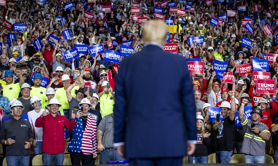 Ação e circo: linguagem de Trump 2.0 embaralha real com fantasia para ...