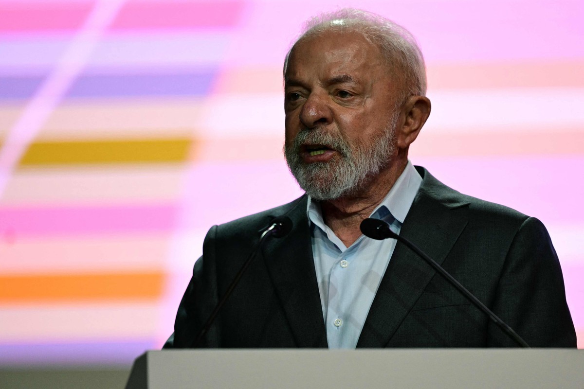 'É mais barato US$ 1 trilhão para acabar com problema climático do que US$ 2 trilhões para guerra ', diz Lula na abertura da COP30