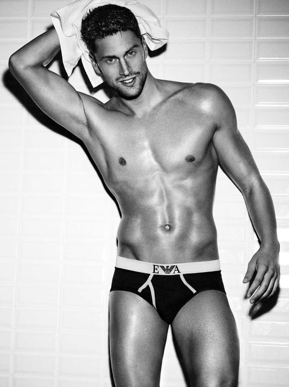 Luca Dotto Para Emporio Armani - Foto: Reprodução