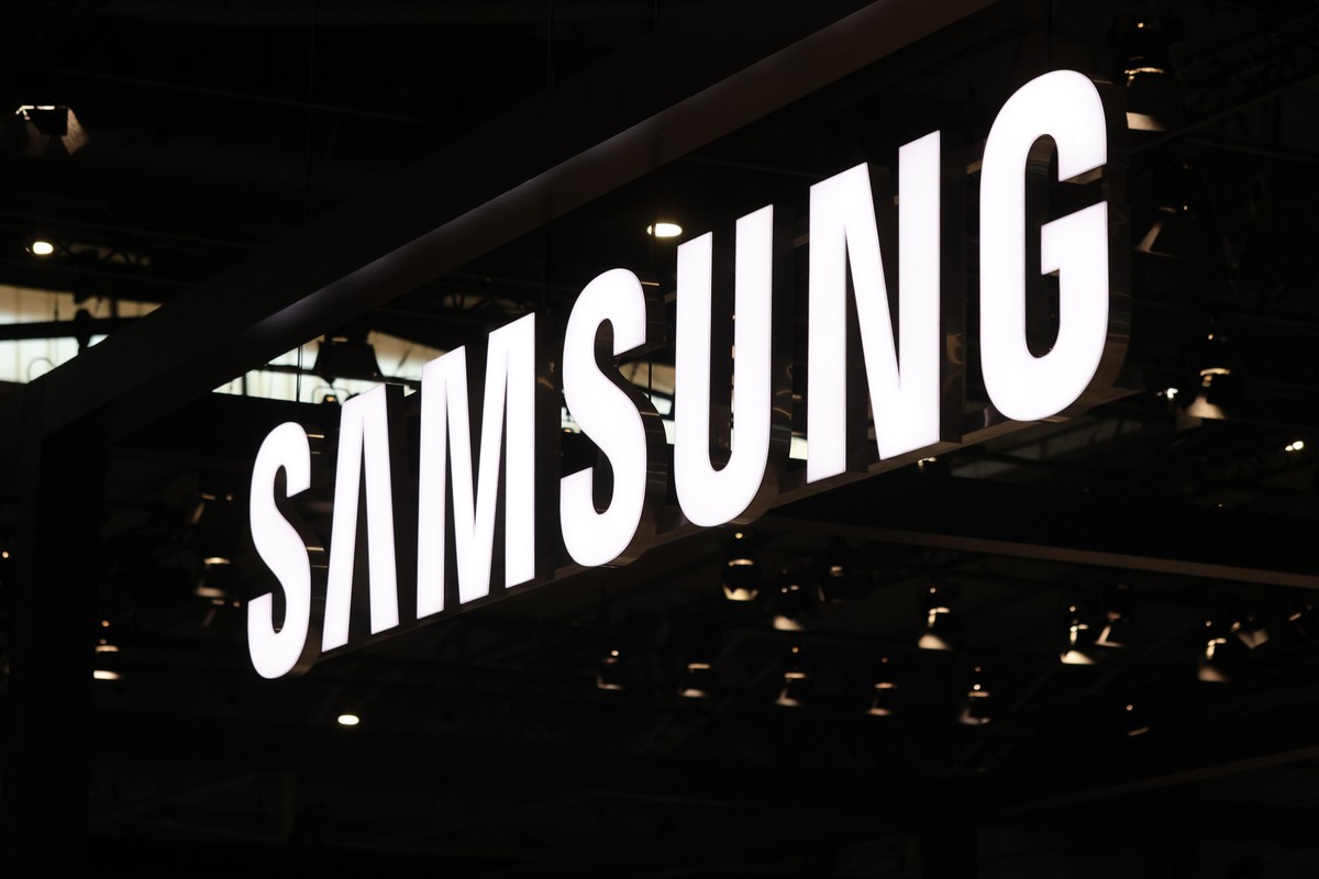 Samsung e Perplexity AI: Uma Parceria Estratégica para Revolucionar a Busca em Dispositivos