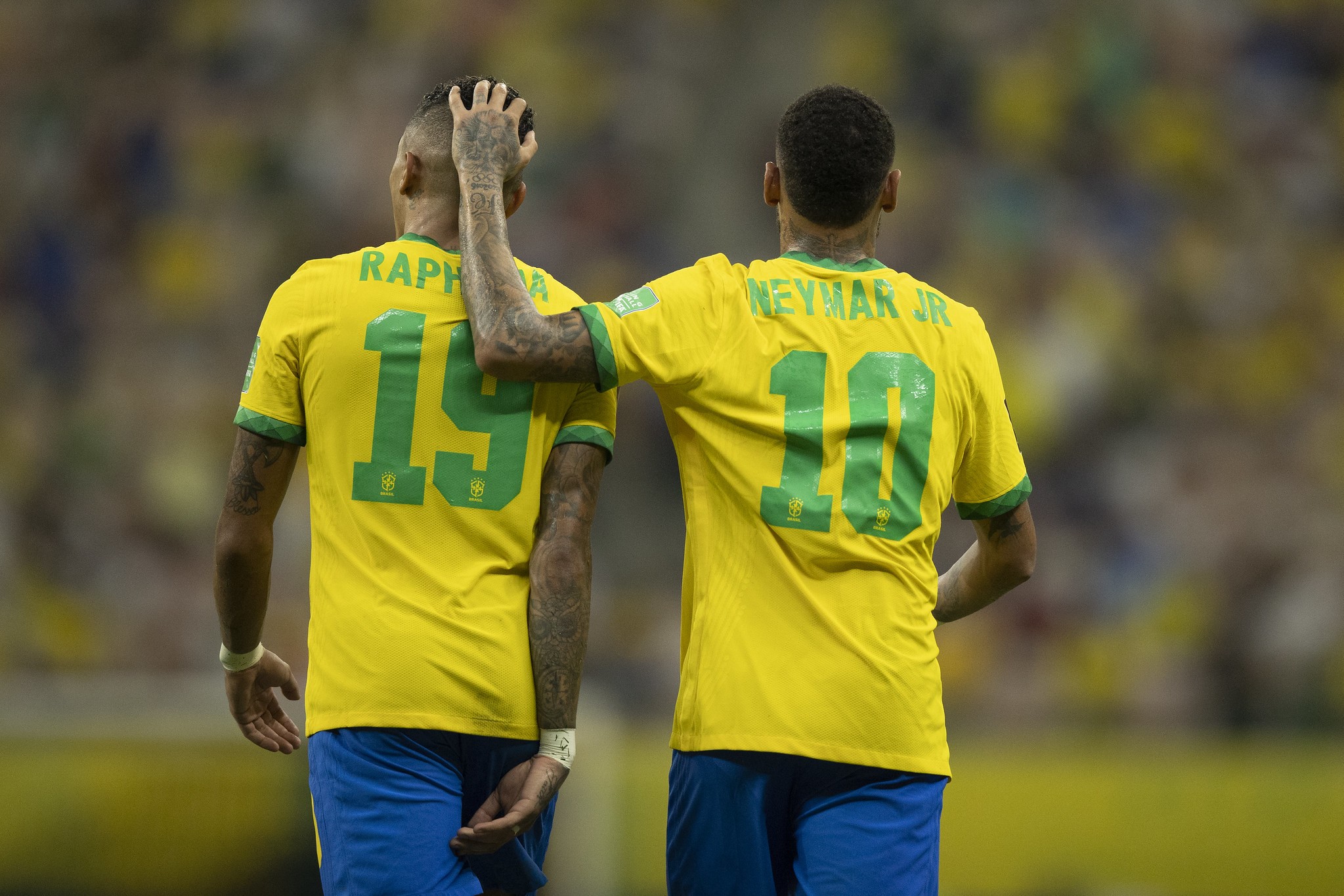 Raphinha reforça pedido por Neymar na seleção brasileira para Copa do Mundo: 'É o cara do hexa'