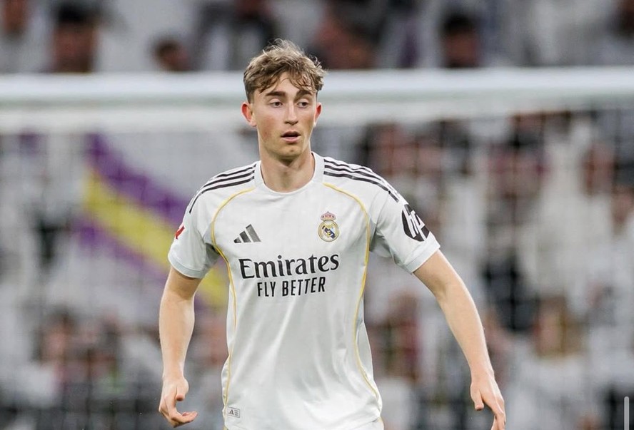 Dean Huijsen em ação pelo Real Madrid
