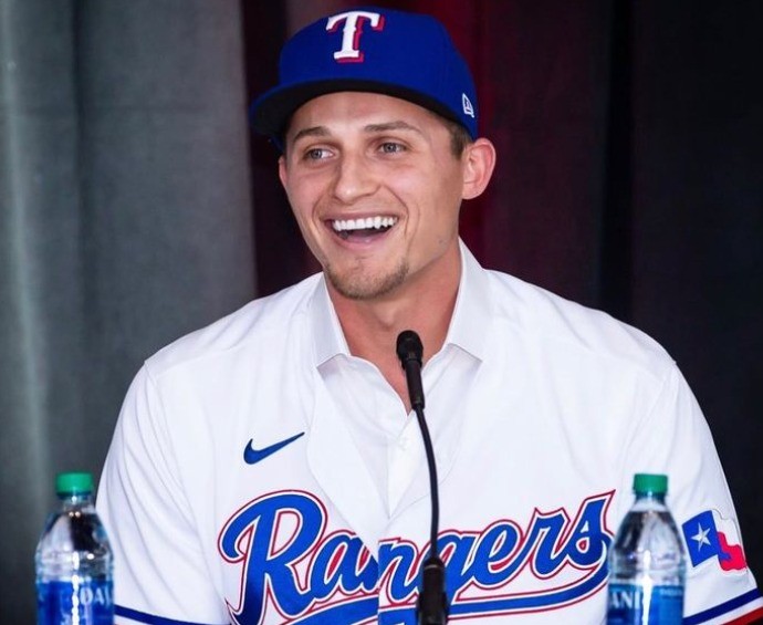 Corey Seager (Texas Rangers, MLB, 325 milhões) — Foto: Reprodução
