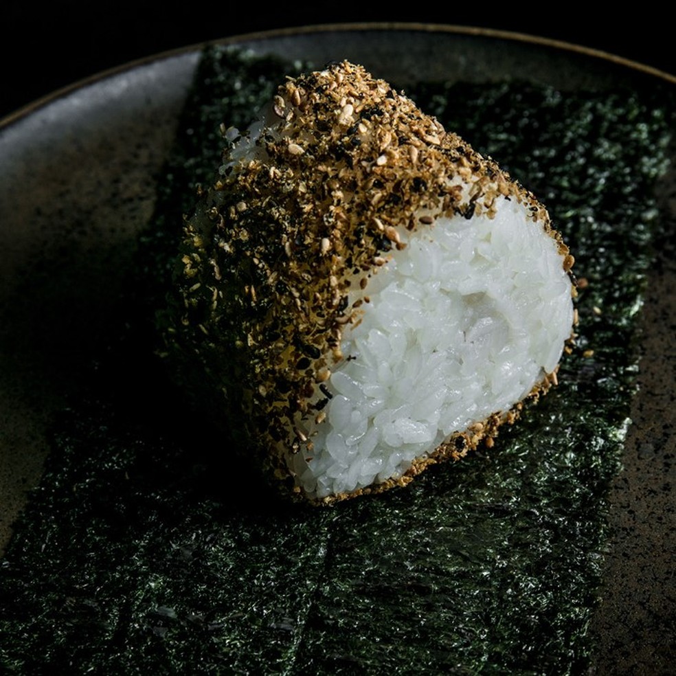 Onigiri Pabu Izakaya — Foto: divulgação/redes sociais