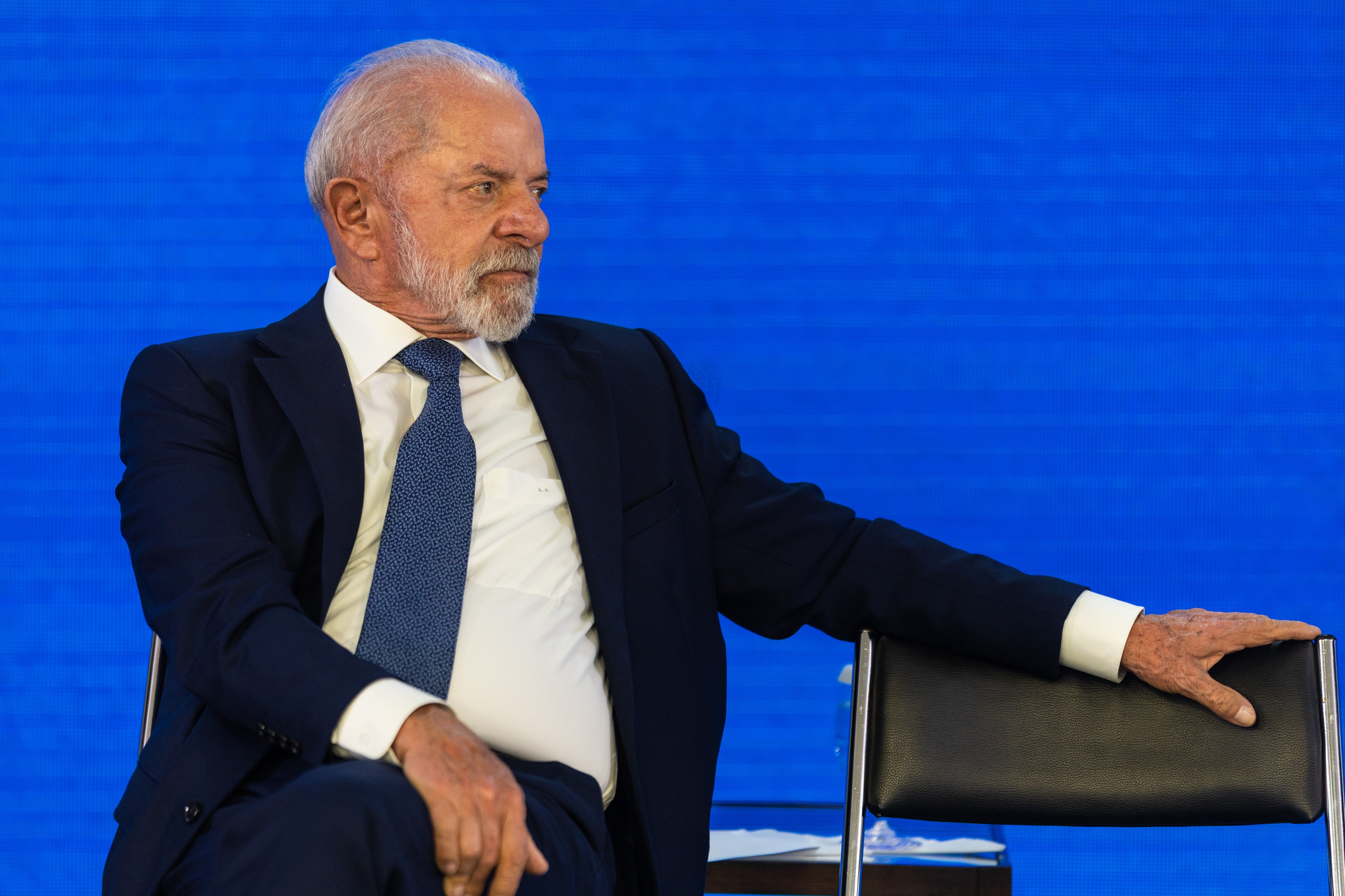 Lula diz que deve se reunir com Trump na primeira semana de mar&ccedil;o e que n&atilde;o tem 'assunto proibido' com os EUA