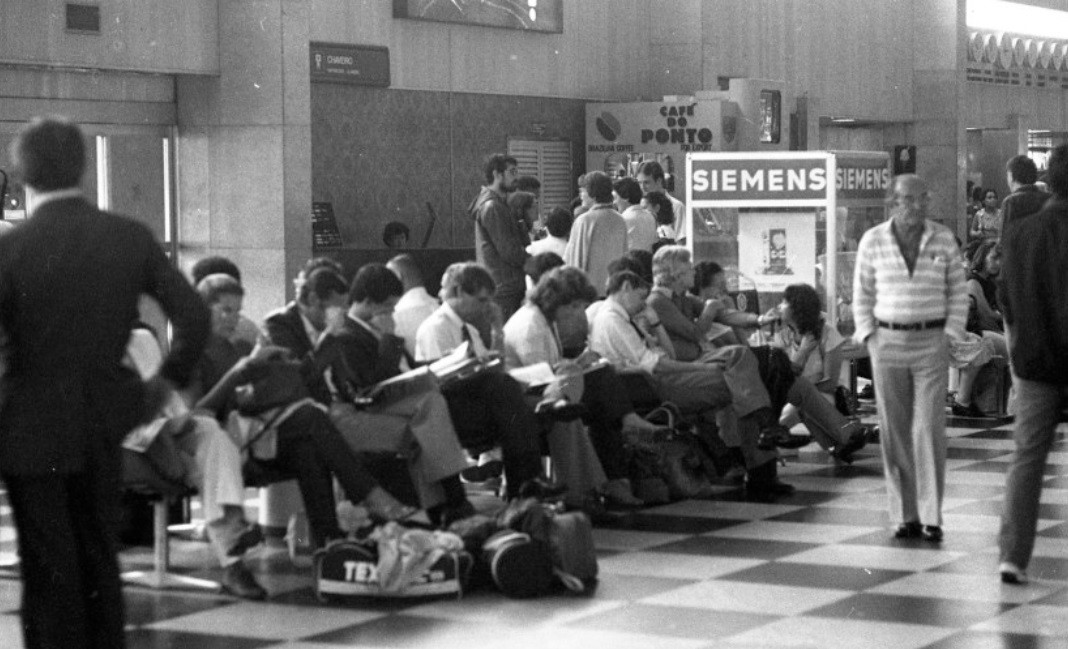 Em 1981, o terminal de Congonhas passou a ser administrado pela Infraero — Foto:  Antonio Moura/Agência O Globo/1-2-1983