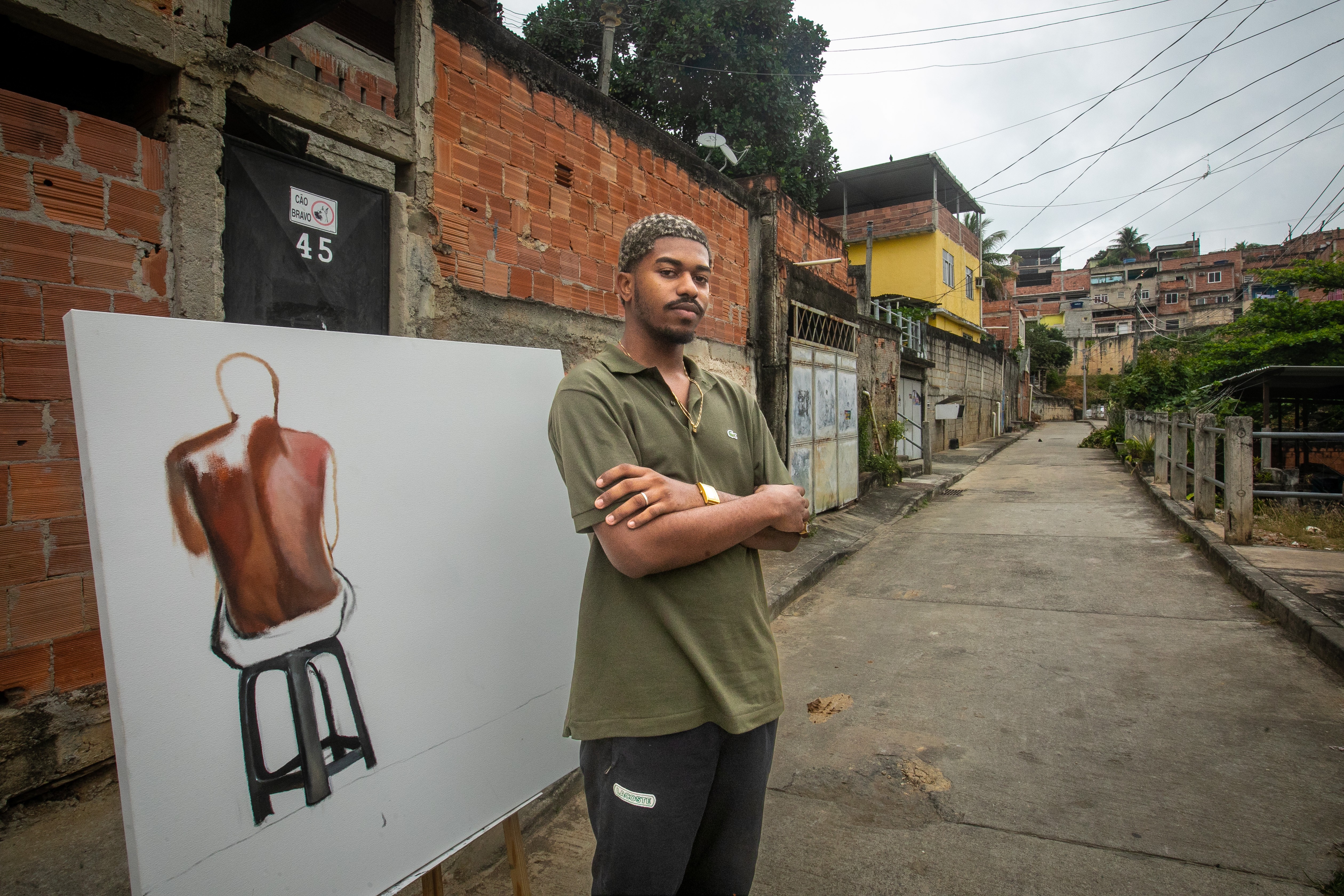 Criado no Complexo do Chapadão, no Rio, artista visual Jota abre exposição em... Milão