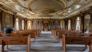 O salão com pista de dança para 1000 pessoas, que foi usado pela última vez como capela da Primeira Igreja Coreana. — Foto: La Nacion