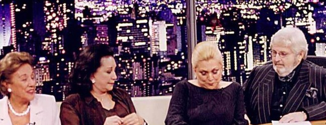 Nair Bello, Lolita Rodrigues e Hebe Camargo estiveram na estreia de "Jo talk show"em abril de 2000 — Foto: TV Globo/Divulgação