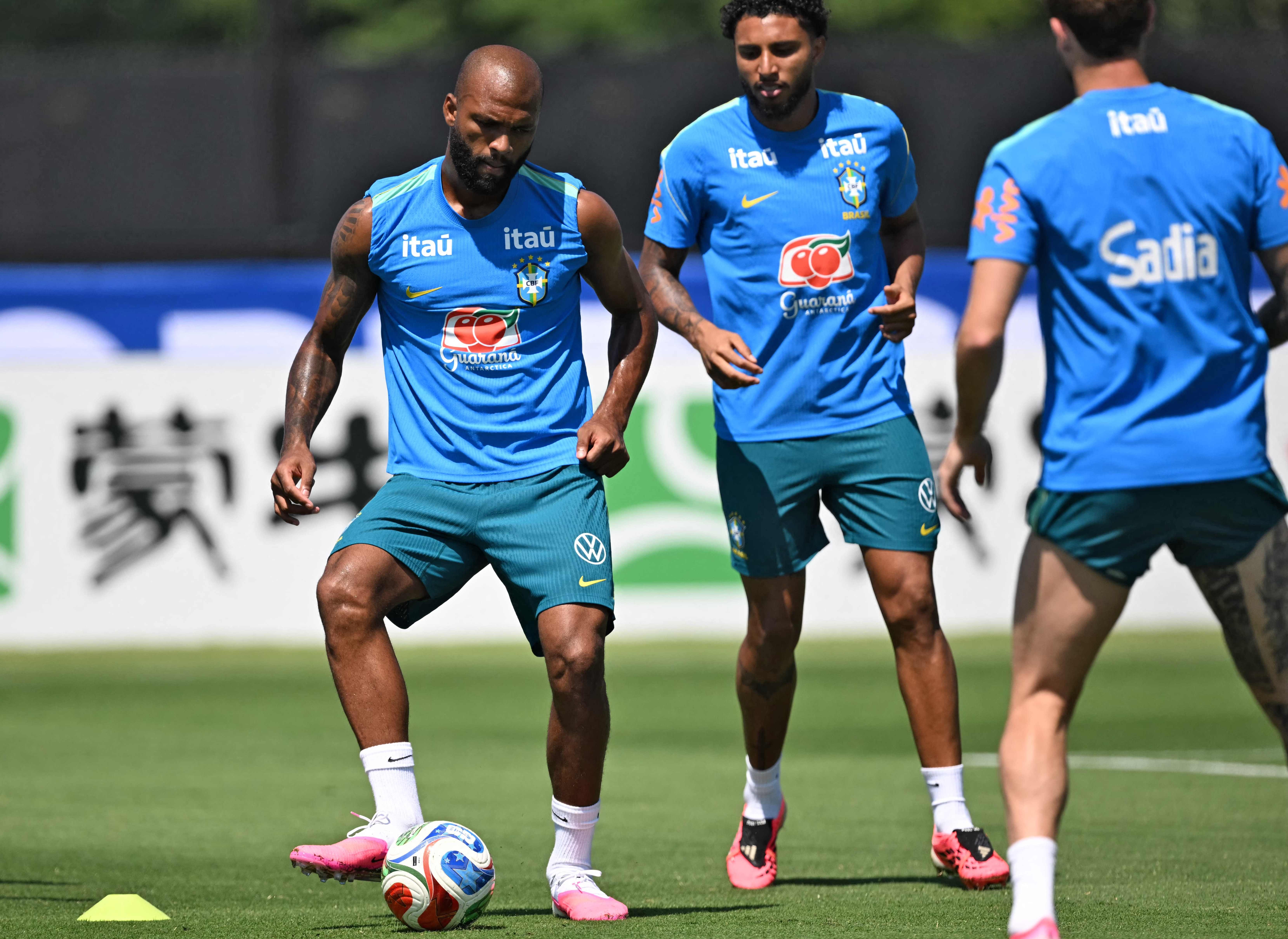 Brasileiros na Premier League: Sucesso de Igor Thiago abre portas