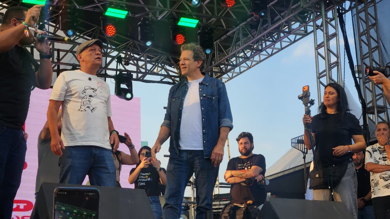 Haddad e ministros participam de ato do 1° de Maio no ABC e cobram Congresso por fim da escala 6x1