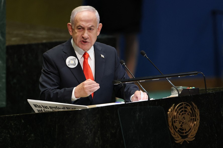 Em plenário esvaziado na ONU, Netanyahu manda recado direto ao Hamas e  promete 'terminar o serviço' em Gaza