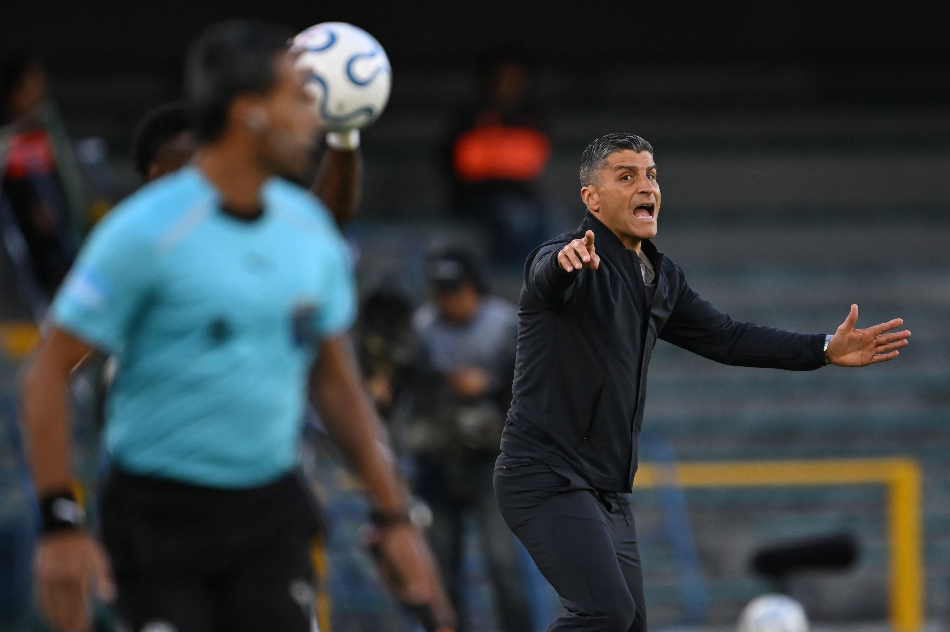 Pedro Emanuel afasta rótulo de Vasco ‘Copeiro’: ‘Queremos o de equipe competitiva’