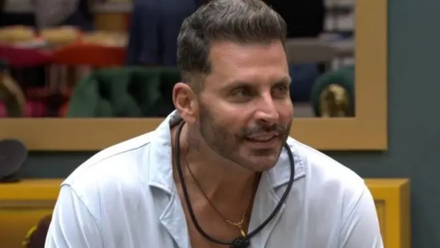 ‘Comecei a chorar, com medo de morrer’, diz Henri Castelli após convulsões no BBB 26