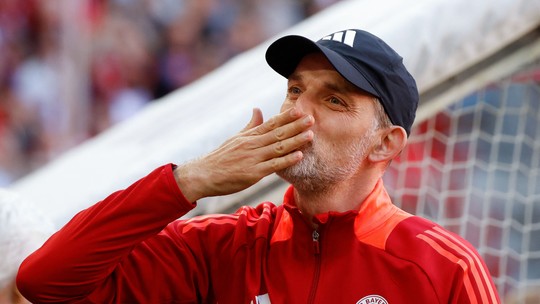 Após buscar quatro técnicos, Bayern considera manter Thomas Tuchel, diz jornal