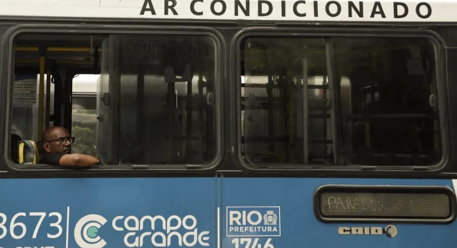 Tarifa de ônibus sobe para R$ 4,30 a partir de hoje em São Paulo - Notícias  - R7 São Paulo