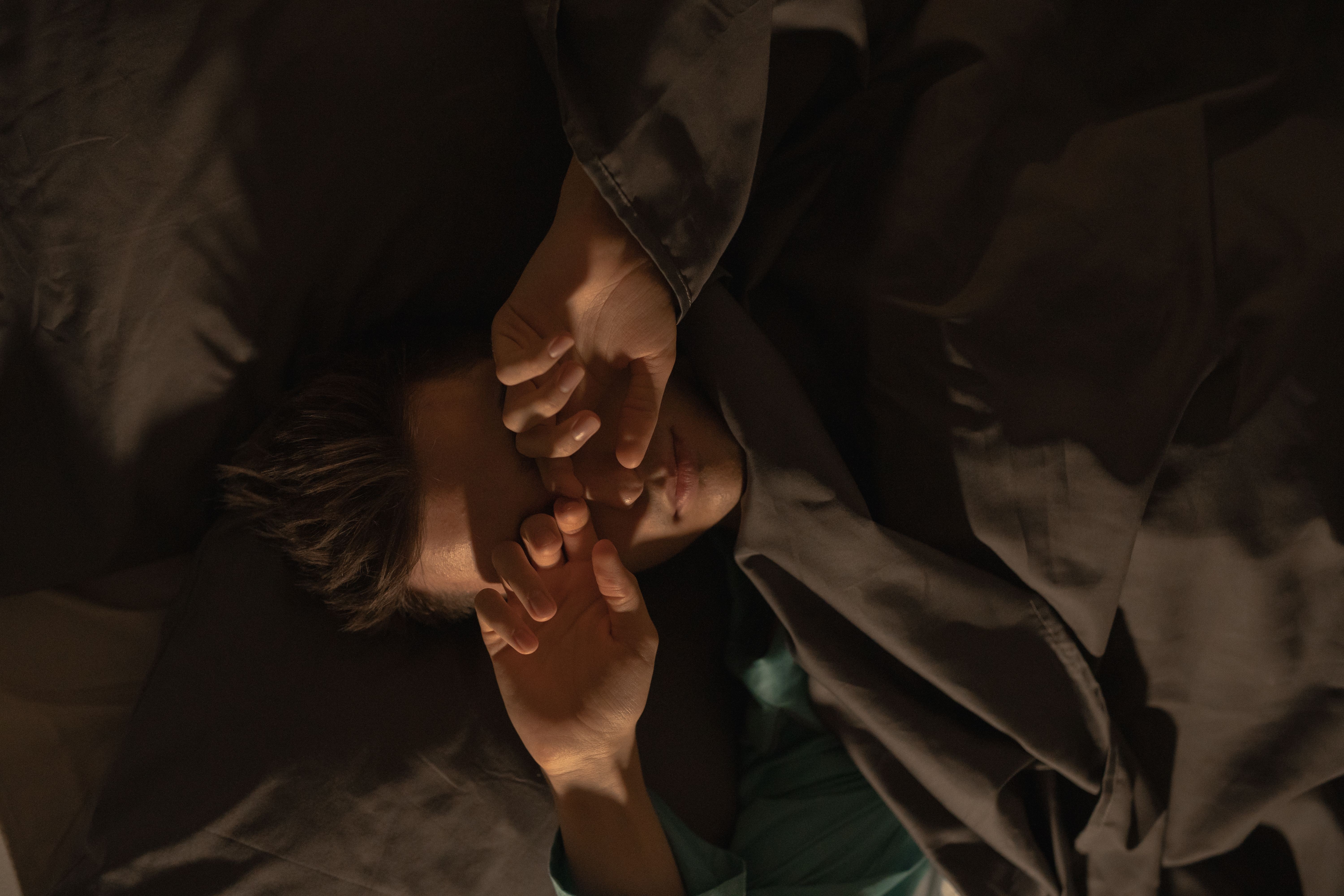 Insônia: Dez dicas essenciais para adormecer e relaxar o cérebro para uma melhor noite de sono