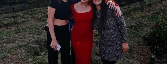 Otaviano Costa e Flávia Alessandra levaram as filhas Olívia e Giulia para a fazenda — Foto: Reprodução Instagram