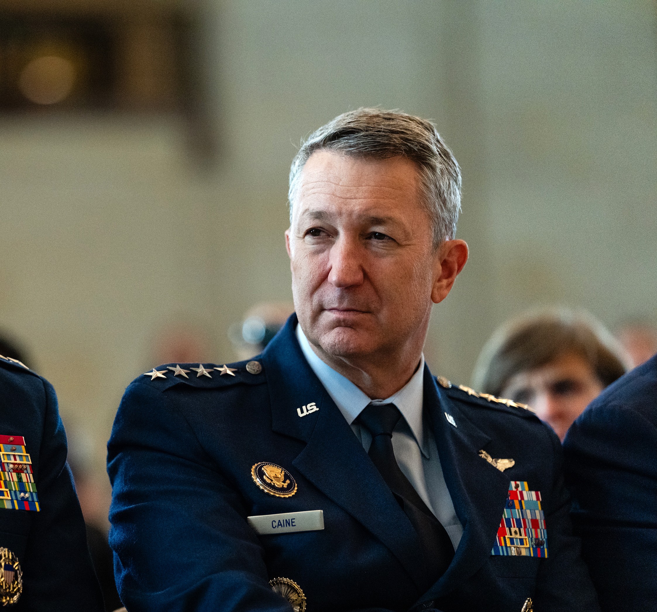 Principal autoridade militar dos EUA visita o Caribe em meio ao aumento de tensões com a Venezuela