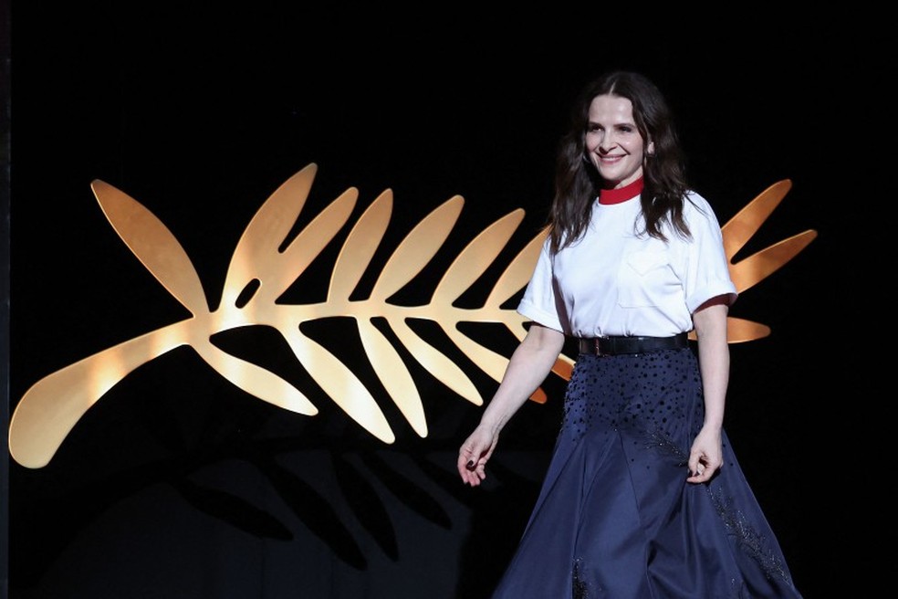 Juliette Binoche em Cannes — Foto: AFP