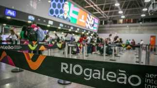 Galeão está pleiteando mais voos que estão indo para o Santos Dumont — Foto: Guito Moreto/Agência O Globo
