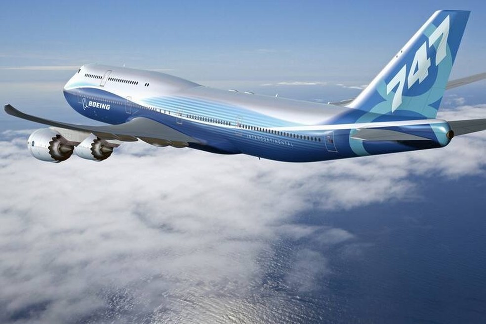 Boeing 747-8: modelo pensado para competir com o A380 da Airbus, é o maior jato comercial já construído nos EUA — Foto: Reprodução