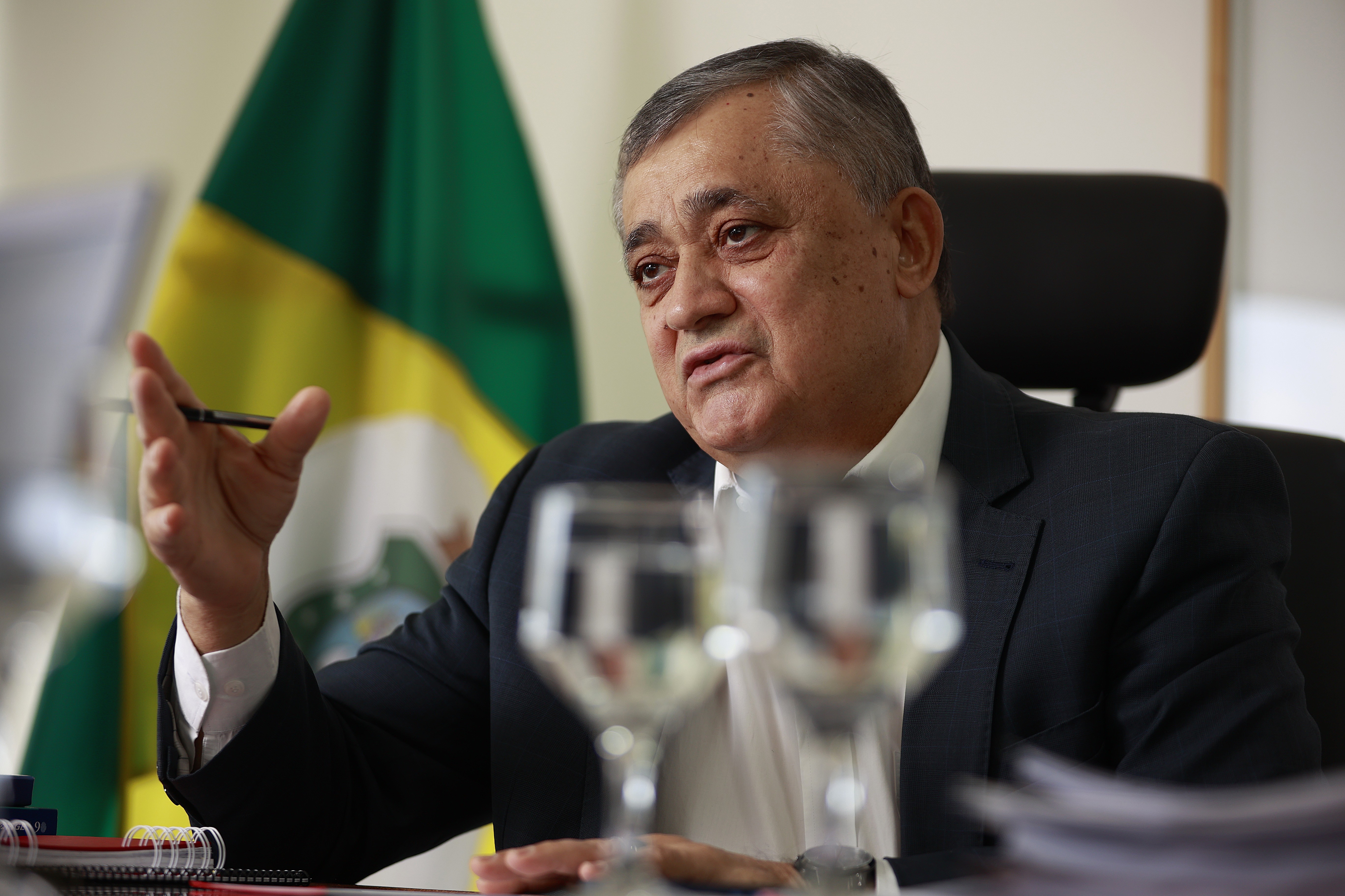 Entrevista: ‘Lulinha paz e amor foi erro e é hora de ir para cima', diz José Guimarães, ministro da articulação política