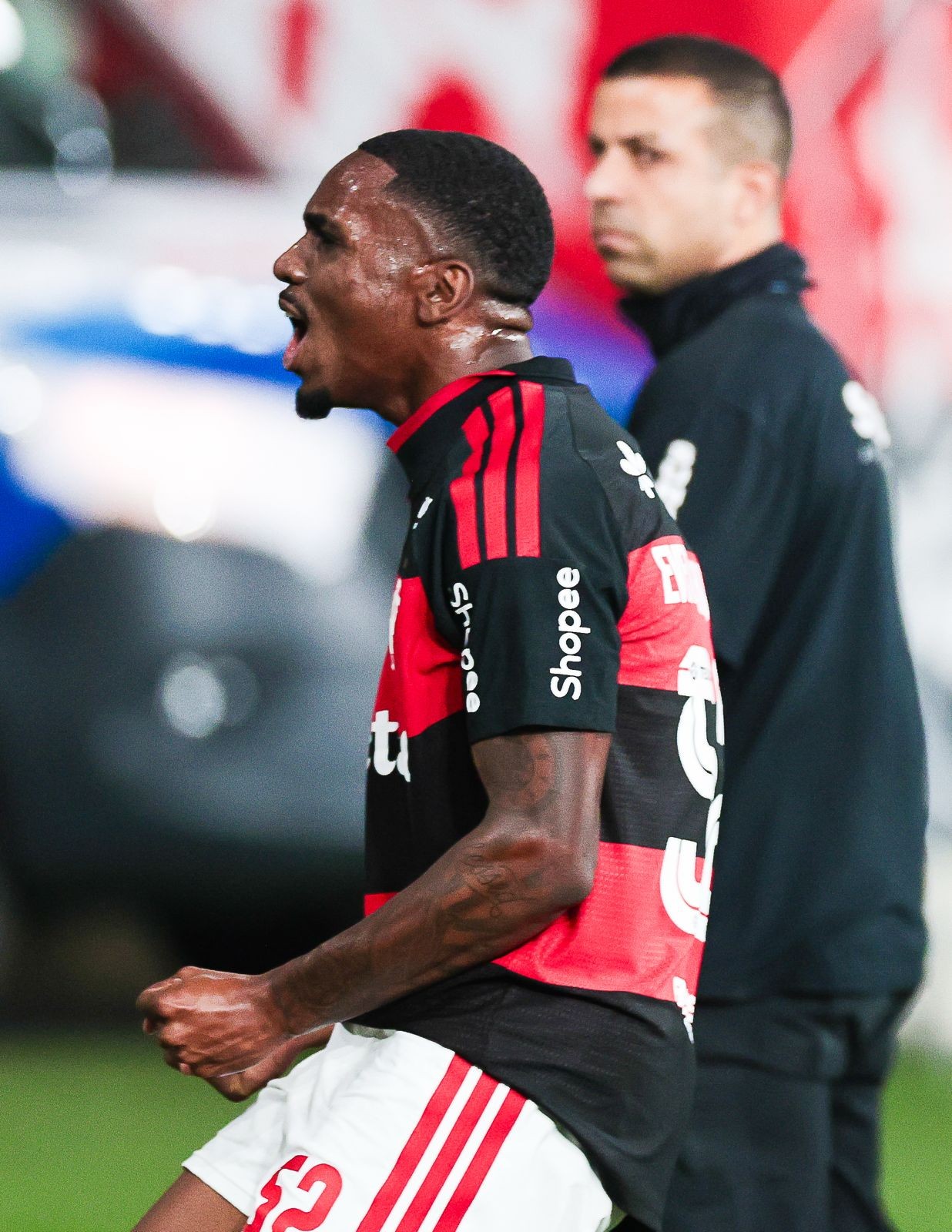 Com time alternativo, Flamengo bate o Vitória na estreia da Copa do Brasil e vai com vantagem para jogo de volta