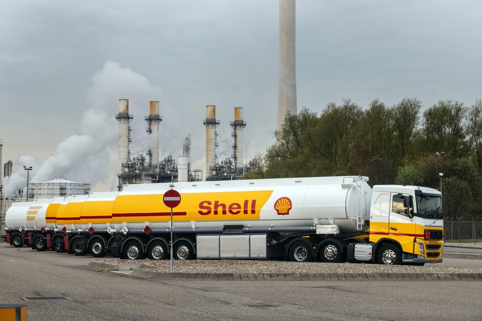 Lucro ajustado da Shell foi de US$ 9,13 bilhões no primeiro trimestre de 2022  Bloomberg — Foto:         