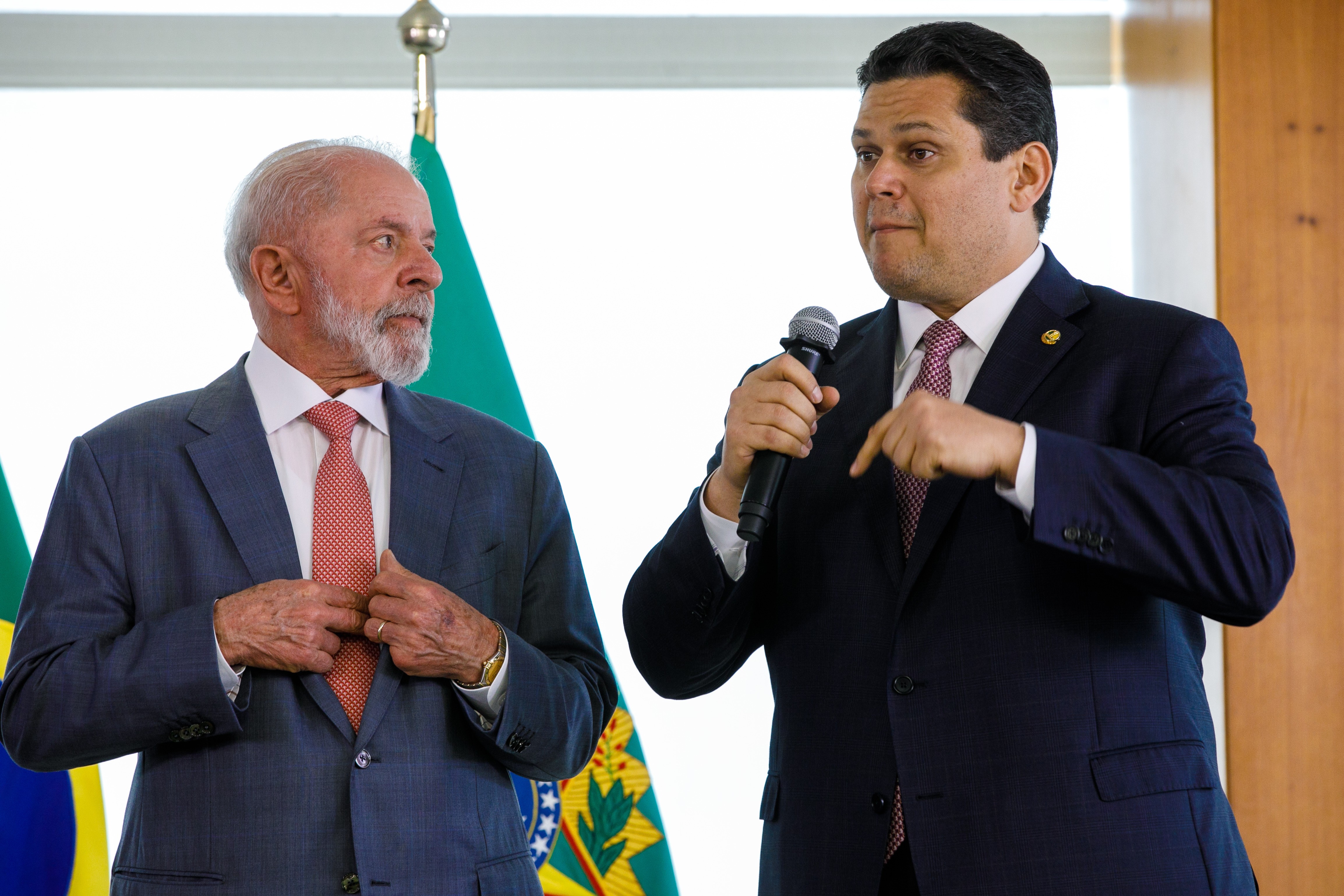 Fala de Lula sobre senadores pensarem 'que são Deus' amplia desafio de Messias para ter maioria no CCJ