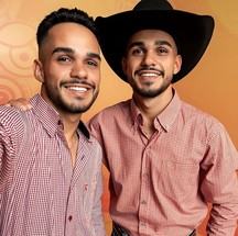 João Pedro torce para o Flamengo. Seu irmão, João Gabriel, para o Corinthians — Foto: Divulgação