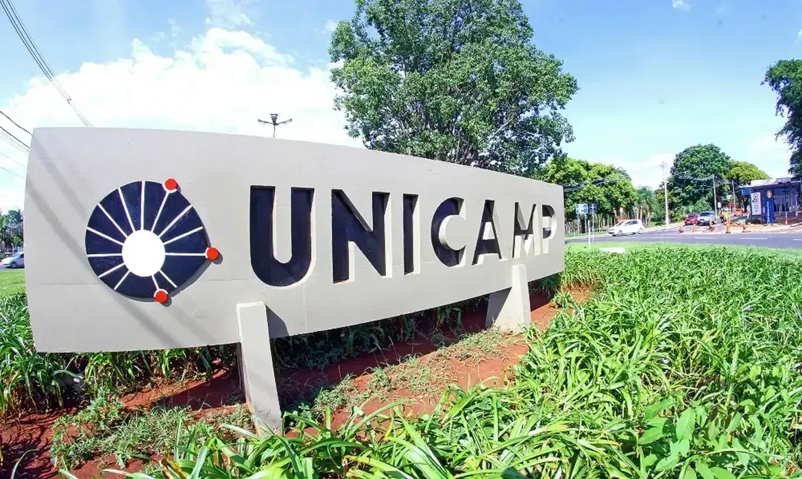 Universidades Brasileiras: O Que a Sociedade Espera?